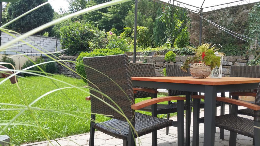 Gaestehaus Burgberg, Weinhaus Fries Kattenes Ngoại thất bức ảnh
